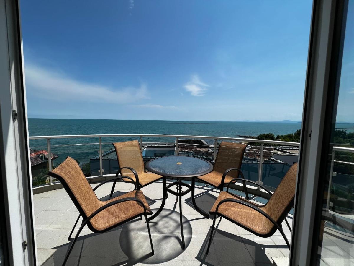 Modern Beachfront Apartment With Pool Ravda Exterior foto